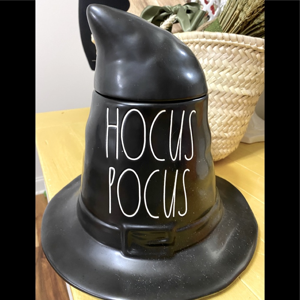 Rae Dunn Hocus Pocus hat canister